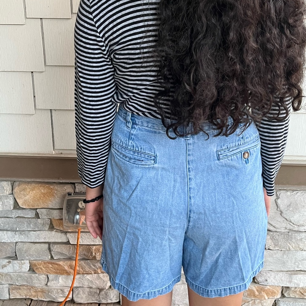 Vintage Dad Shorts - Picture 4 of 5
